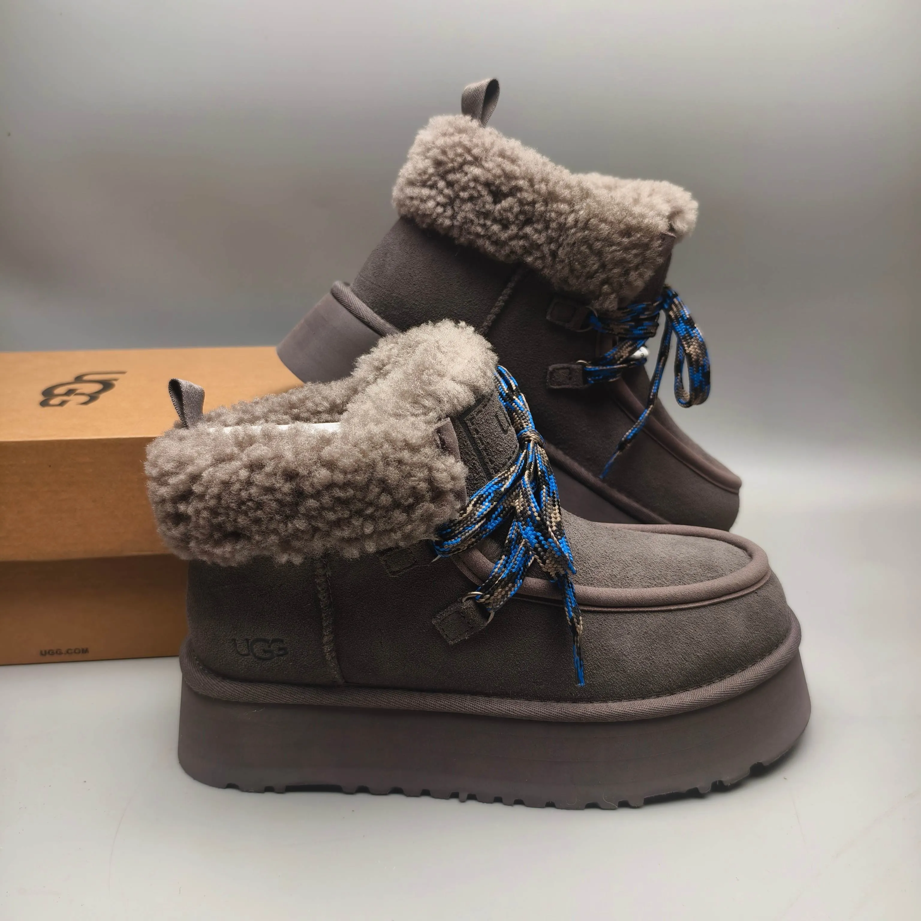 💰560 UGG sheepskin all-in-one snow boots 3954 thick-soled lace-up women's boots Color: Maroon Black Chocolate Brown Gray Size: 35-41
